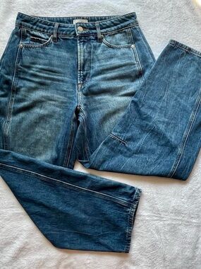 LOFT Rivete Barrel jeans / size 25 curvy fit